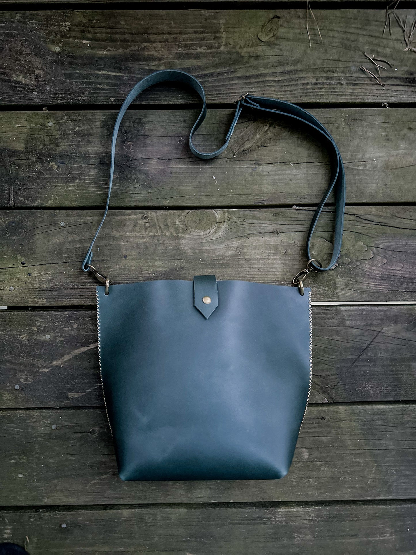 Handmade Leather Bag For Women, Hand stitched Handbag For Her, Beige Purse, Gifts For Her, Crossbody Bag