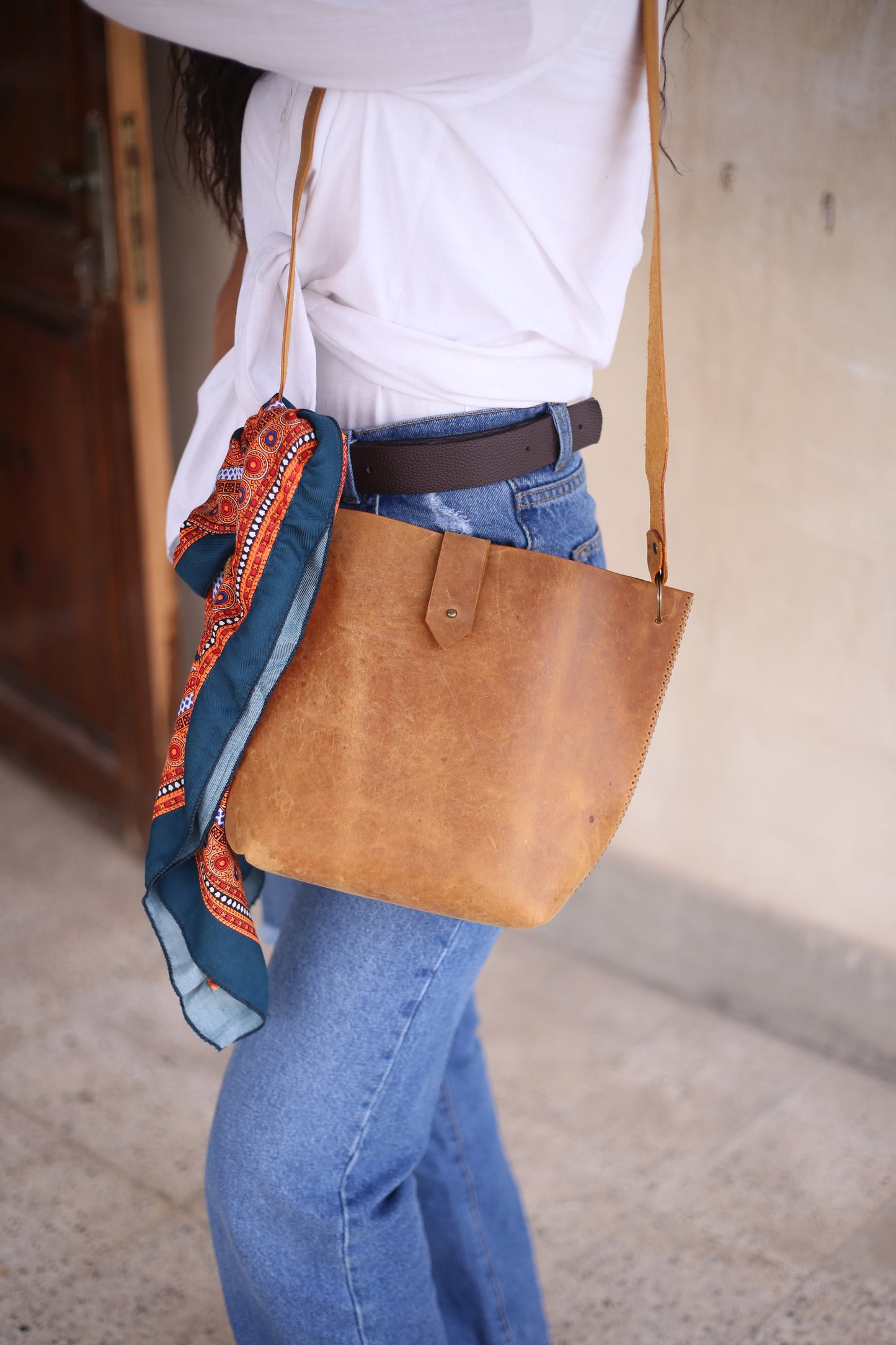 Handmade Leather Bag For Women, Hand stitched Handbag For Her, Beige Purse, Gifts For Her, Crossbody Bag
