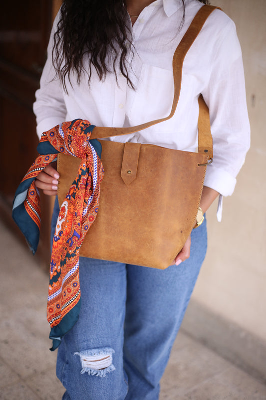 Handmade Leather Bag For Women, Hand stitched Handbag For Her, Beige Purse, Gifts For Her, Crossbody Bag
